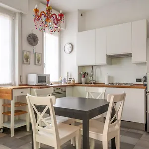  Апартаменты Bnbutler - Riccardo Galli - Incantevole Appartamento, A Casa Vostra!