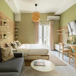 Olive Tree By Halu!, In Aristotelous Square Daire Selanik